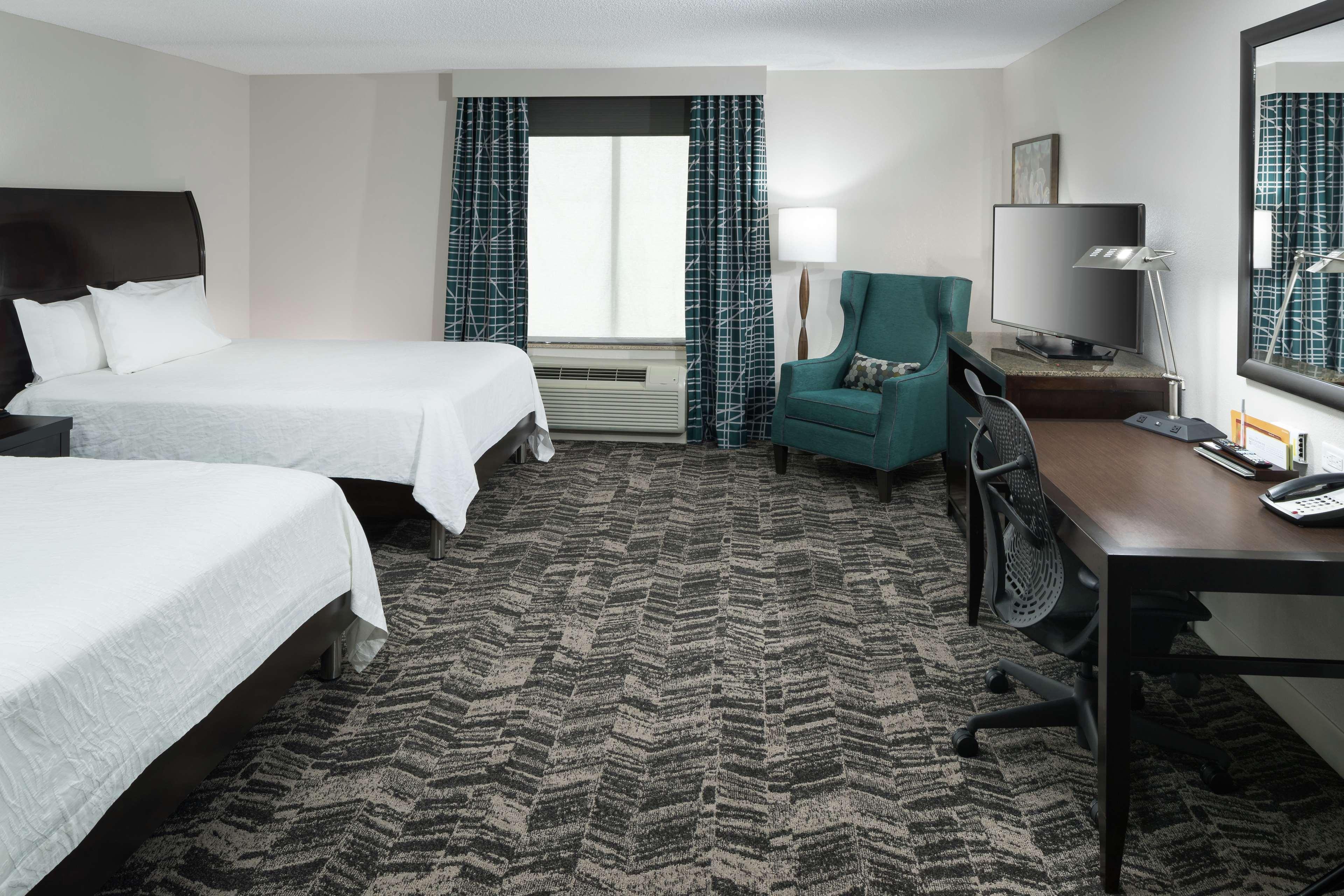 Hilton Garden Inn Dothan Bagian luar foto