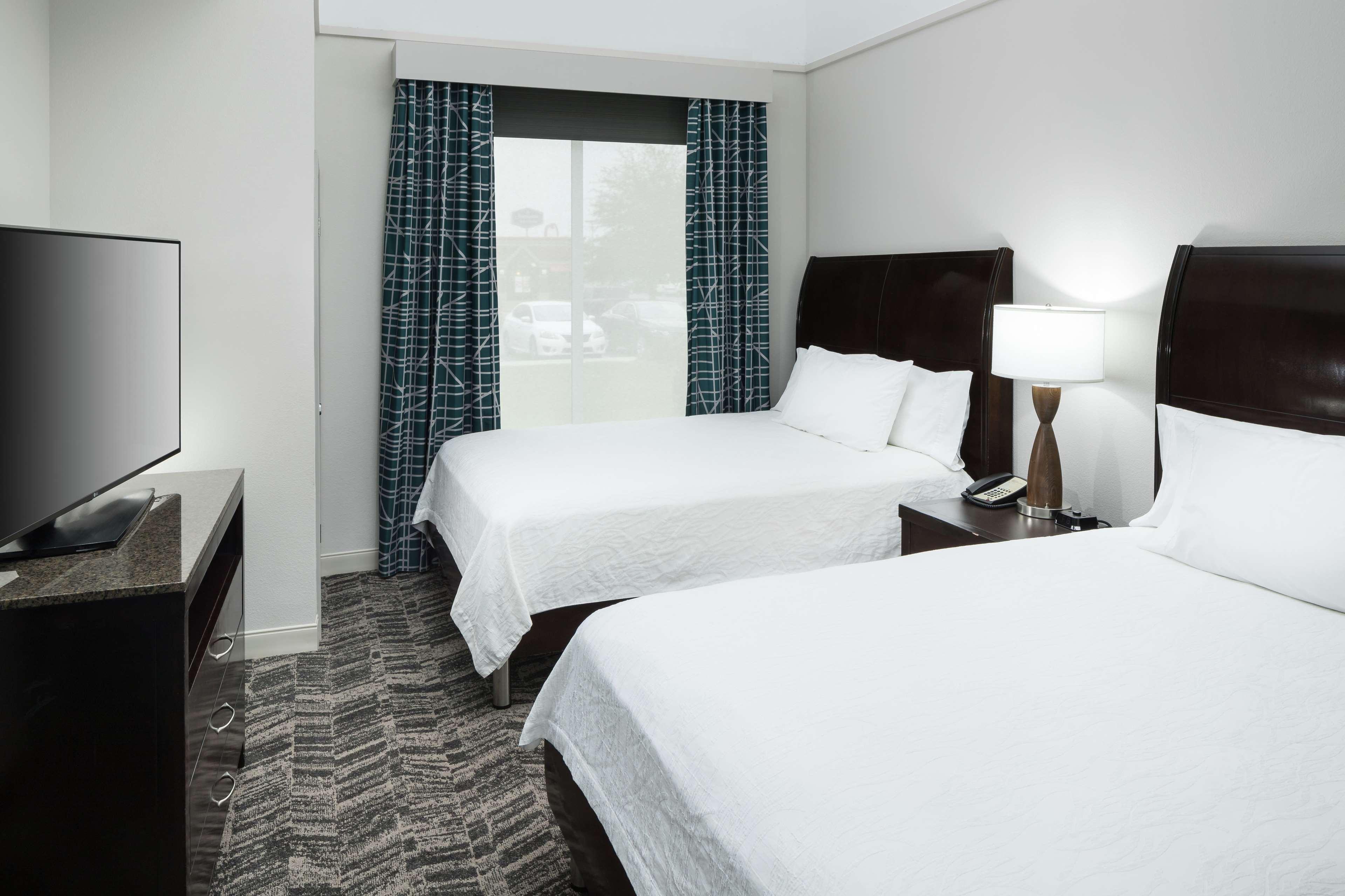 Hilton Garden Inn Dothan Bagian luar foto